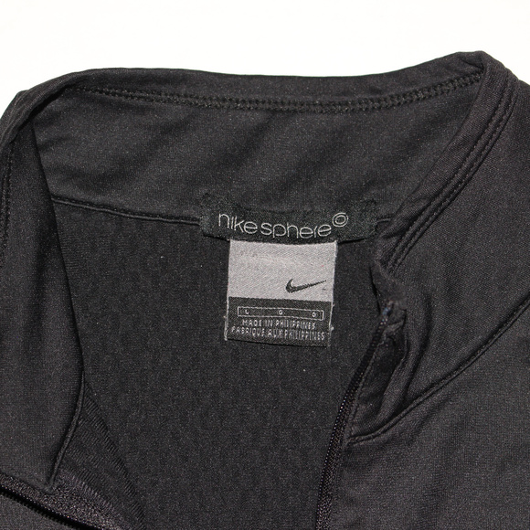 Nike Sphere 1/4 Pullover Black Jacket - Picture 2 of 8